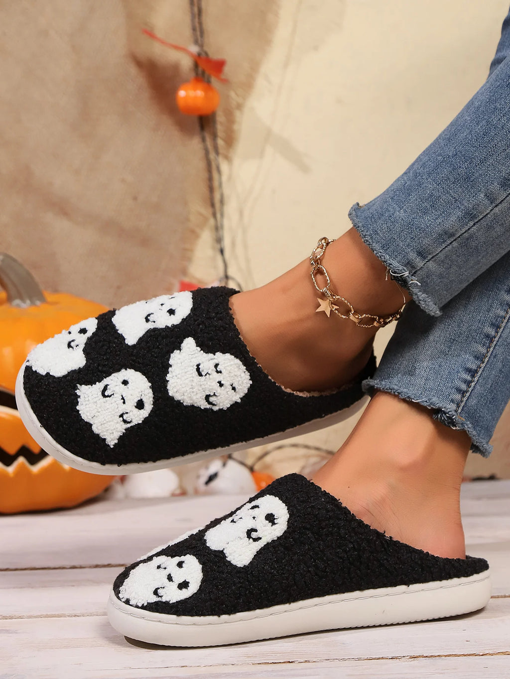 Cute Ghost Slippers for Women Non-Slip Warm Comfortable Indoor Halloween Slippers for Winter Good Girls Club