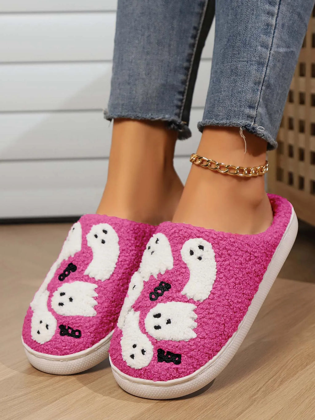 Cute Ghost Slippers for Women Non-Slip Warm Comfortable Indoor Halloween Slippers for Winter Good Girls Club