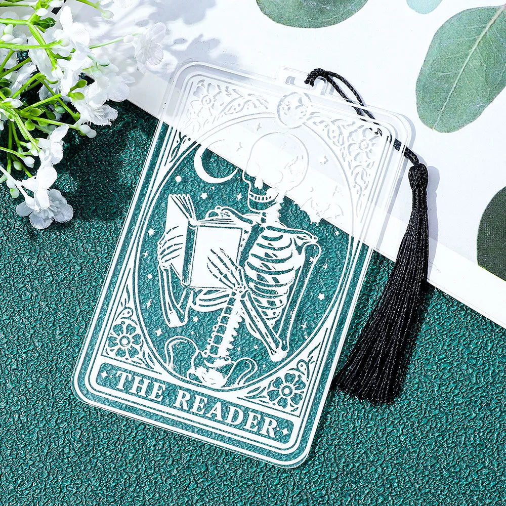 1/2pc New Gothic Style Acrylic Bookmarks, Clear Skull Man Pattern Bookmarks, Stationery Book Accessories Reading Markers, Gifts Good Girls Club