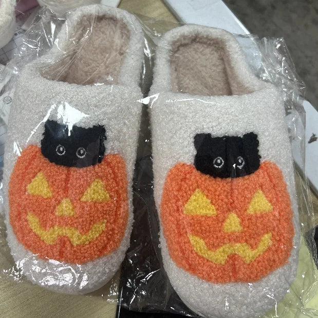 Halloween Pumpkin Cat Slippers Plush Closed Toe Slippers Flat Thermal Slippers Fuzzy Pumpkin Slippers for Outdoor Indoor Bedroom Good Girls Club