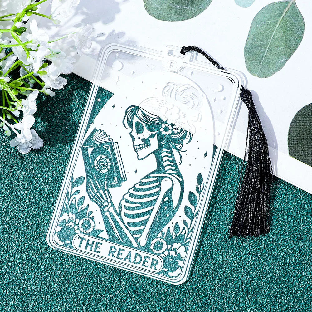 1/2pc New Gothic Style Acrylic Bookmarks, Clear Skull Man Pattern Bookmarks, Stationery Book Accessories Reading Markers, Gifts Good Girls Club