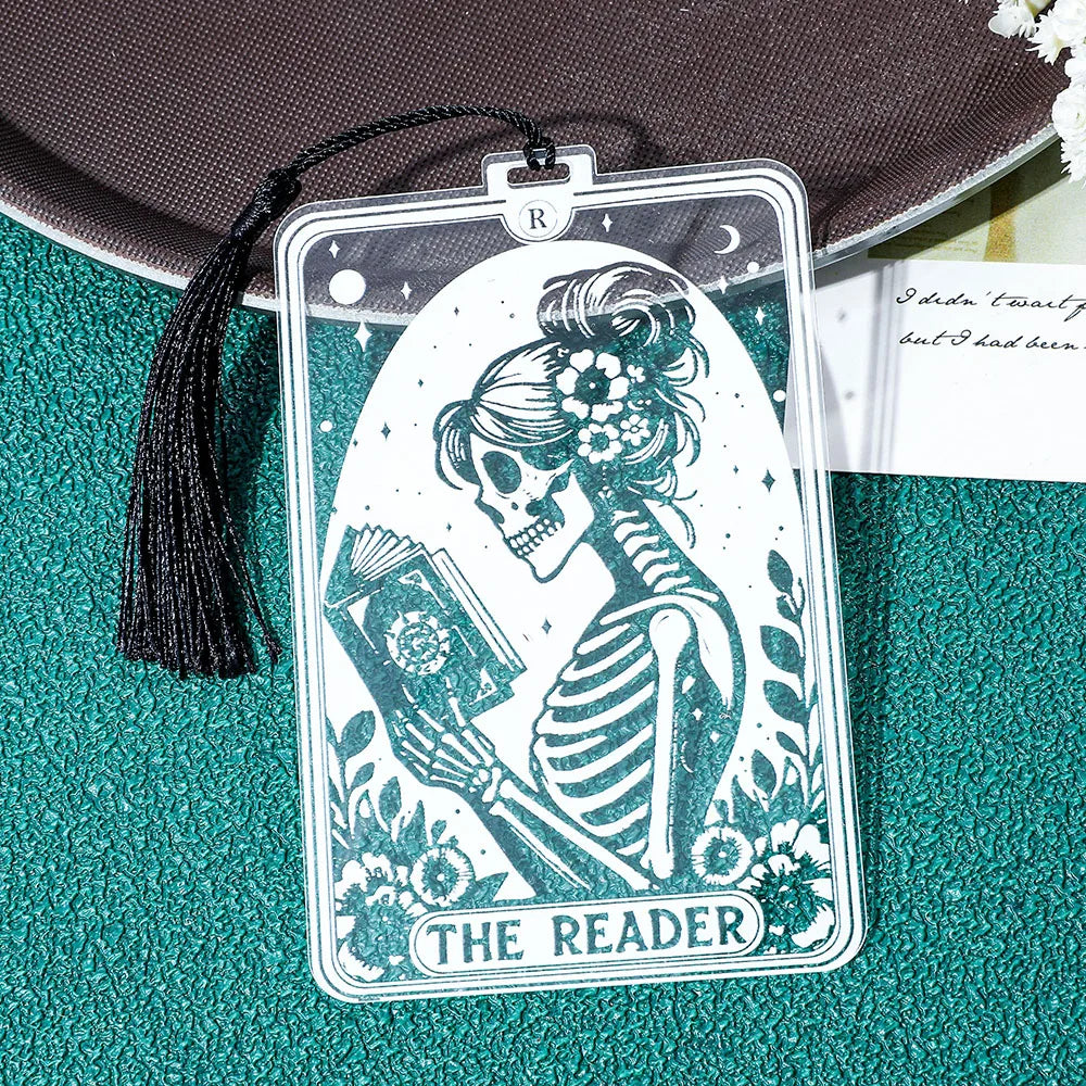 1/2pc New Gothic Style Acrylic Bookmarks, Clear Skull Man Pattern Bookmarks, Stationery Book Accessories Reading Markers, Gifts Good Girls Club